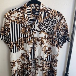 Baroque print button up